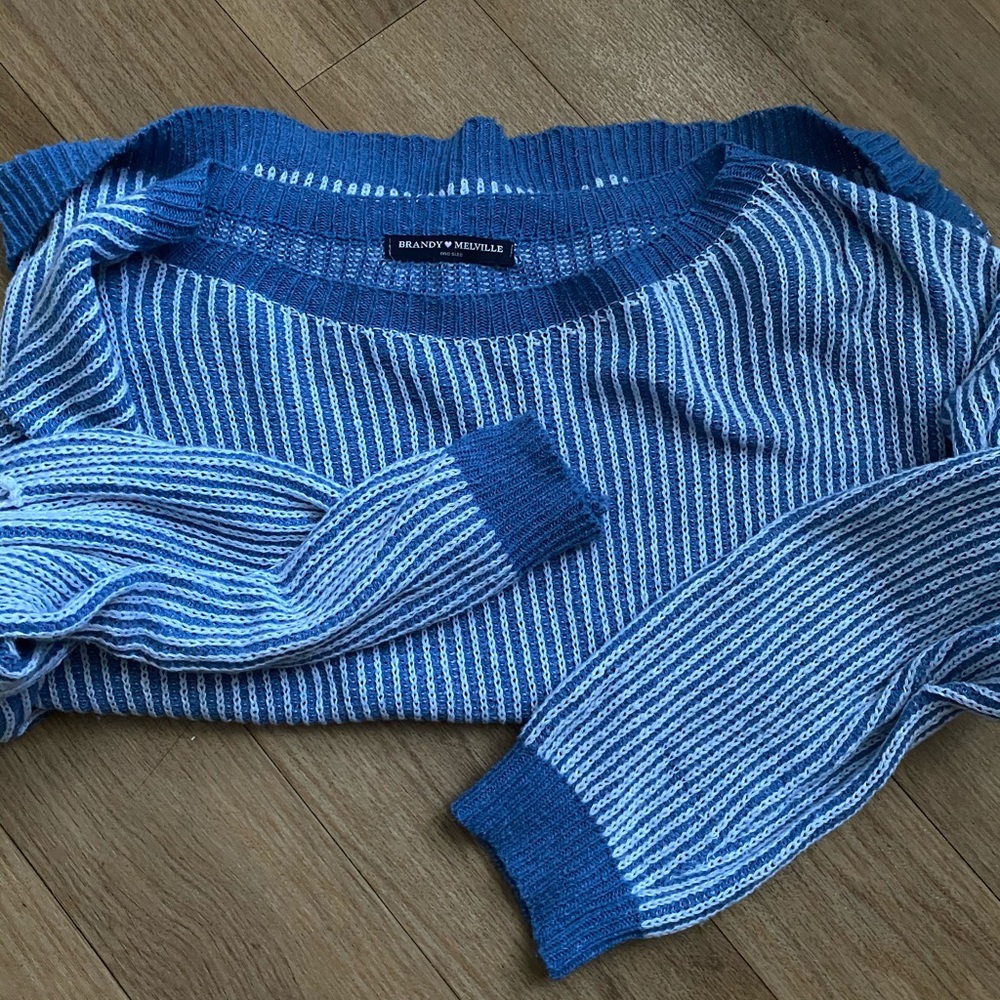 Cute long sleeve blue soft